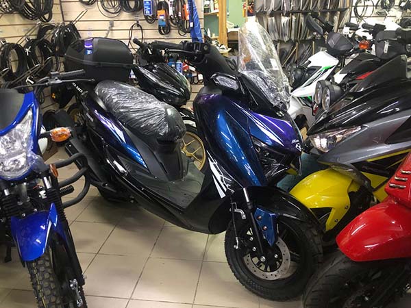 Скутер DONGFANG Maxi Sport 50сс
